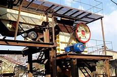 Granite Breaking Machine